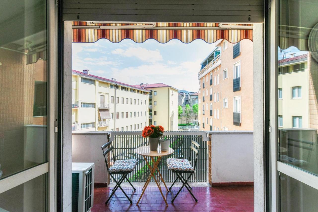 Joivy Superb Flat With Balcony Apartment Como Exterior photo